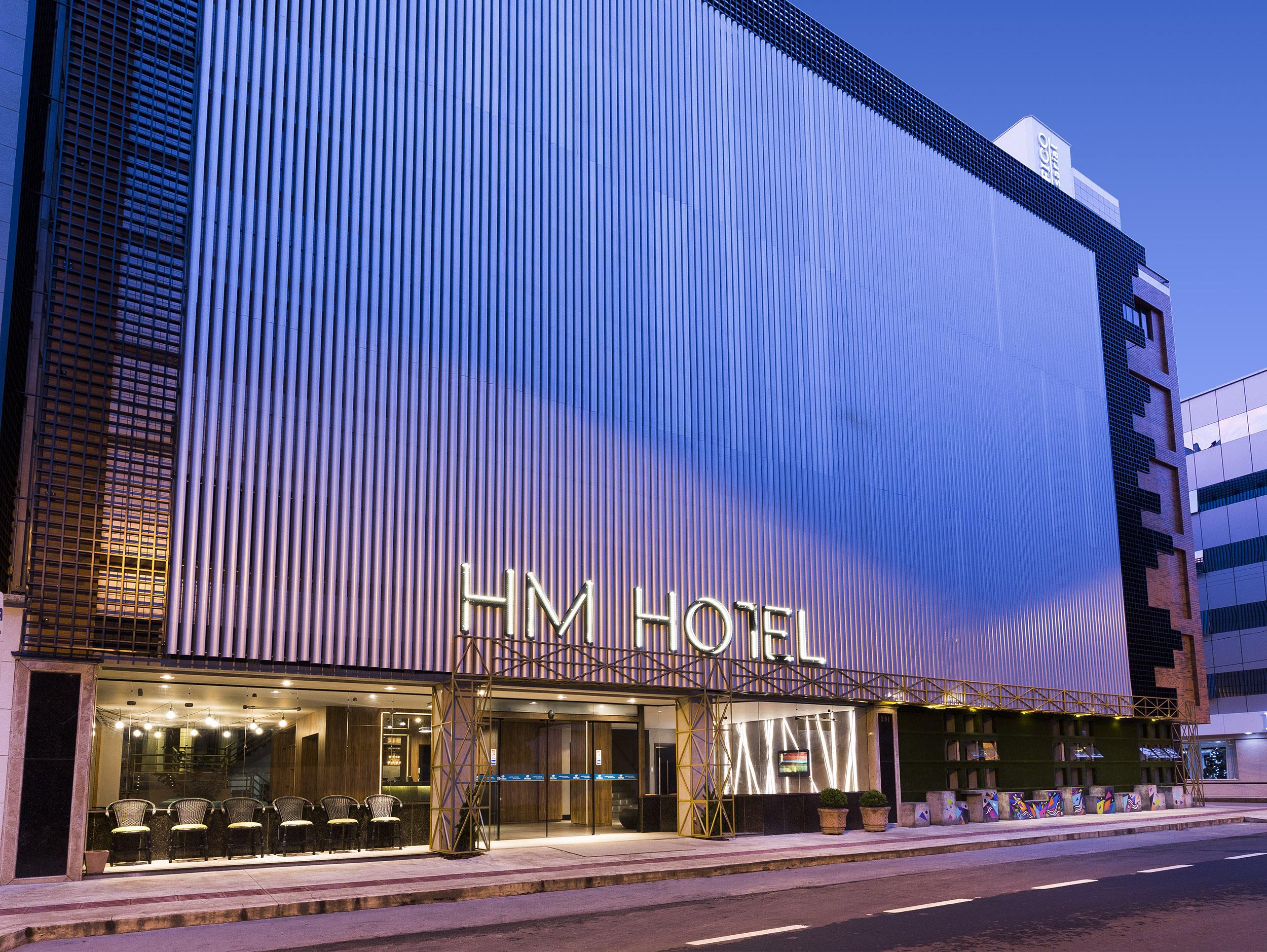H&m on the plaza hot sale